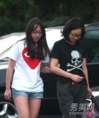 娱乐圈最新爆料 母女和某大佬,母女与神秘大佬的神秘关系 第1张 娱乐圈最新爆料 母女和某大佬,母女与神秘大佬的神秘关系 第1张